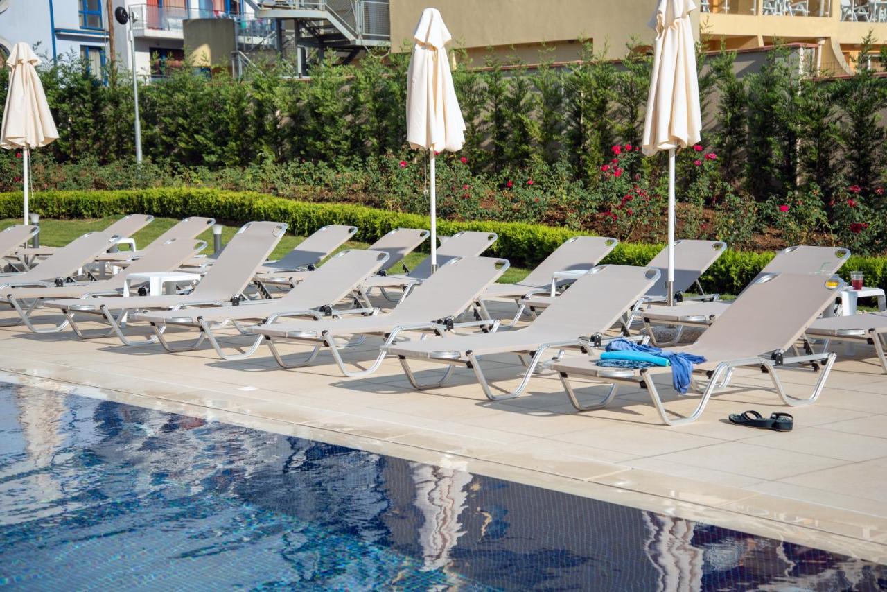 Belvedere Hotel Primorsko Exterior photo